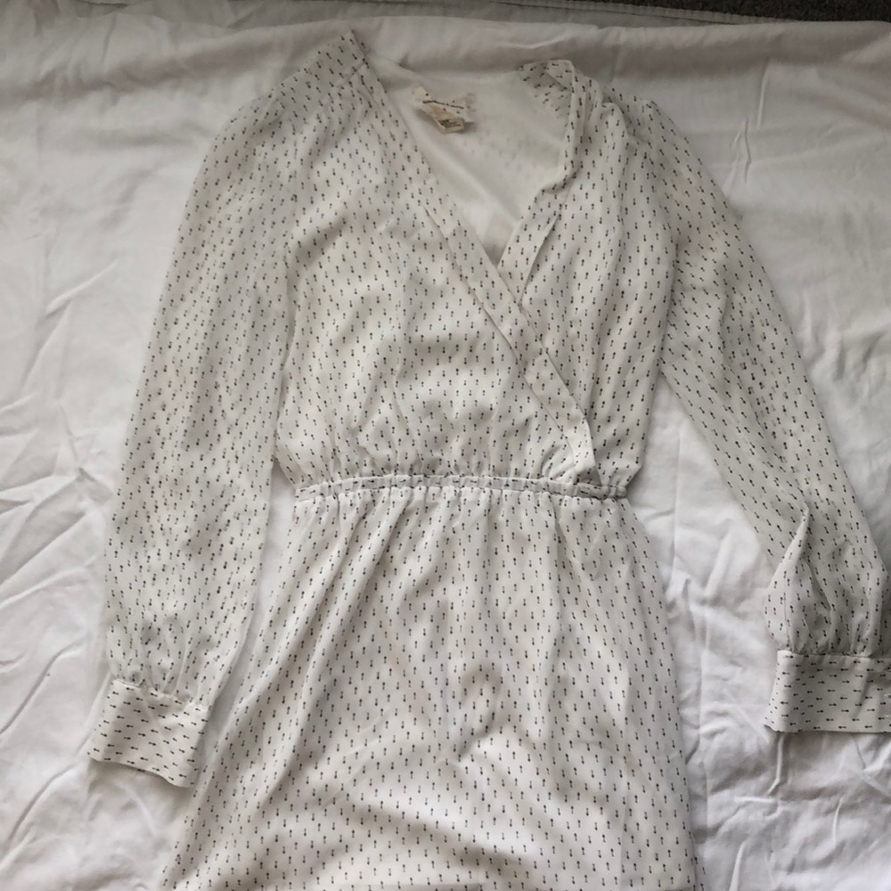 UO arrow print tunic